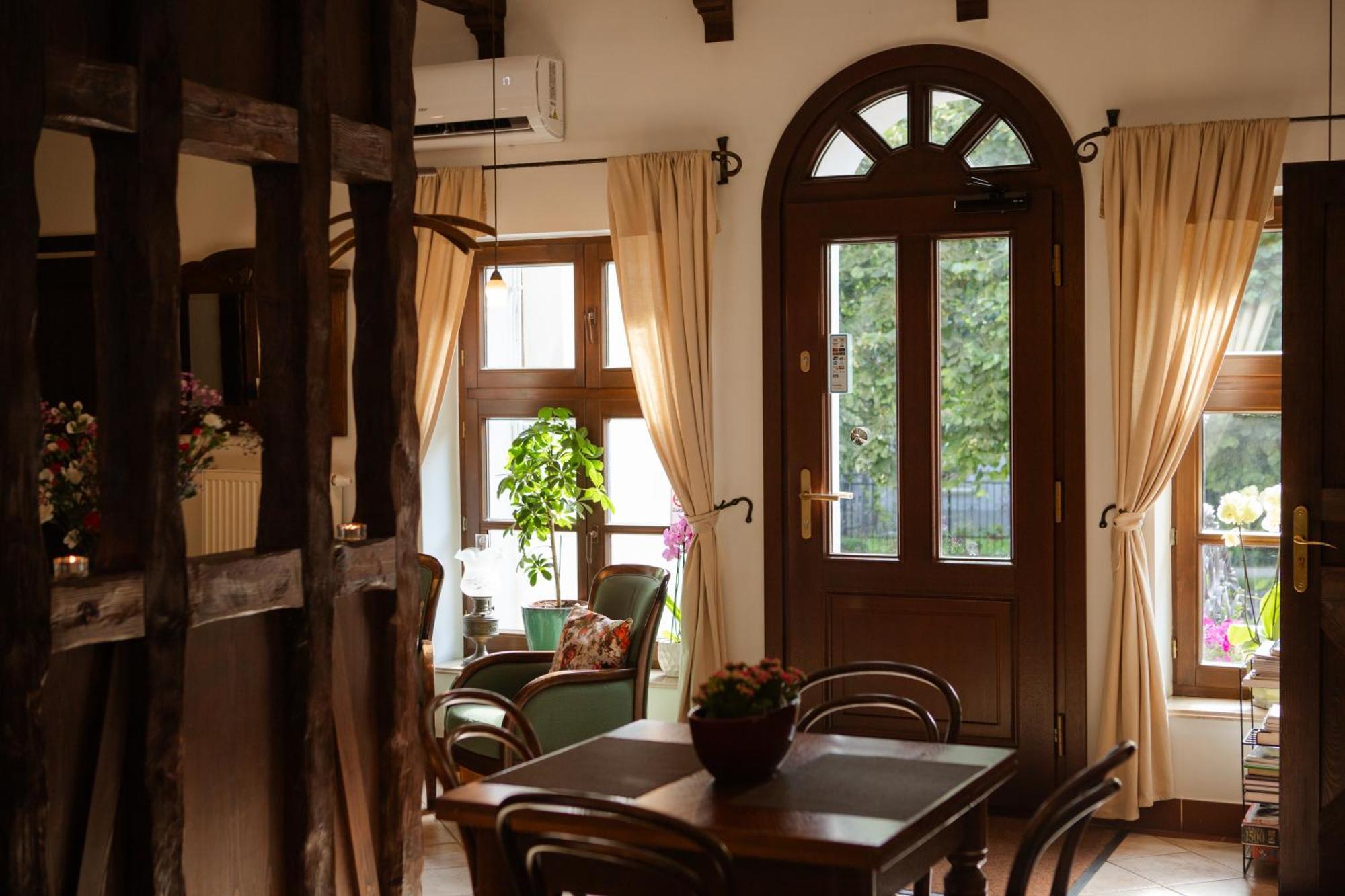 Oliwa Park Residence Danzica Esterno foto
